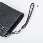 2025年早春新品入荷 Bottega Veneta  クラッチバッグ 3工場