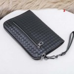 2025年早春新品入荷 Bottega Veneta  クラッチバッグ 3工場