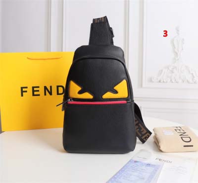 2025年早春新品入荷  FENDI   チェストバッグの男...