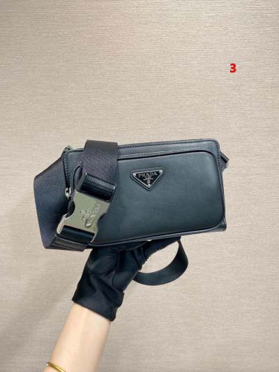 2025年早春新品入荷 PRADA  バッグの男性 3工場