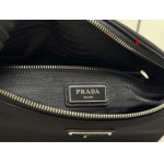 2025年早春新品入荷 PRADA チェストバッグの男性 3工場