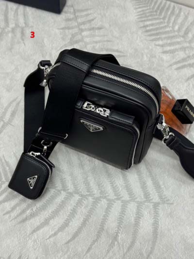 2025年早春新品入荷 PRADA  バッグの男性 3工場