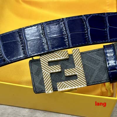 2025年早春新品入荷 FENDI 本革 ベルト LANG工場