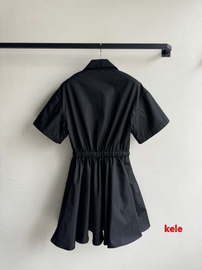 2025年早春高級N品新品 PRADA ワンピース KL工場