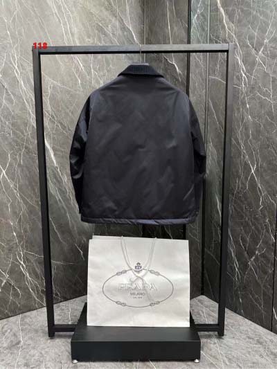 2025年1月21日早春新品入荷 PRADA 綿入れの服ジャケットアウター 118工場