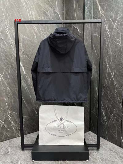2025年1月21日早春新品入荷 バーバリー 綿入れの服ジャケットアウター 118工場