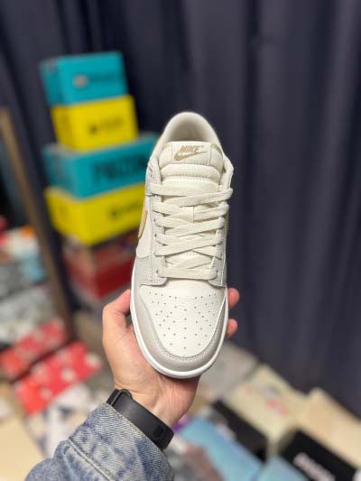 2025年1月27日新品入荷Nk Dunk Low Phantom-KhakiSBFJ418スニーカー/ランニングシューズ/カジュアルシューズ