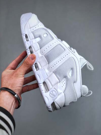 2025年1月30日新品入荷Nike Air More Utemo Low  スニーカー/ランニングシューズ/カジュアルシューズ
