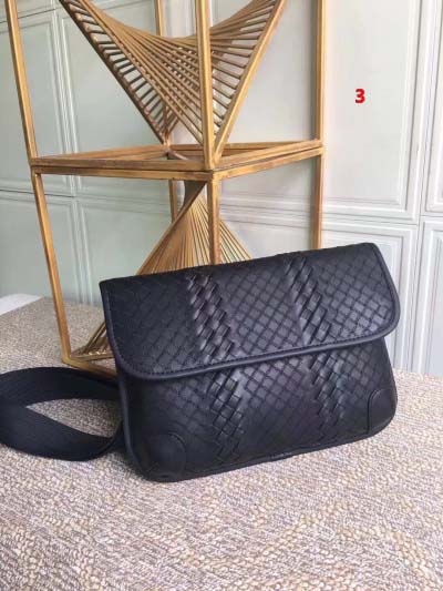 2025年早春新品入荷 Bottega Veneta  バッ...