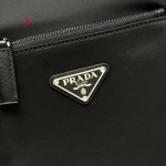 2025年早春新品入荷 PRADA  バッグの男性 3工場