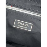 2025年早春新品入荷 PRADA  バッグの男性 3工場