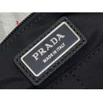 2025年早春新品入荷 PRADA  バッグの男性 3工場