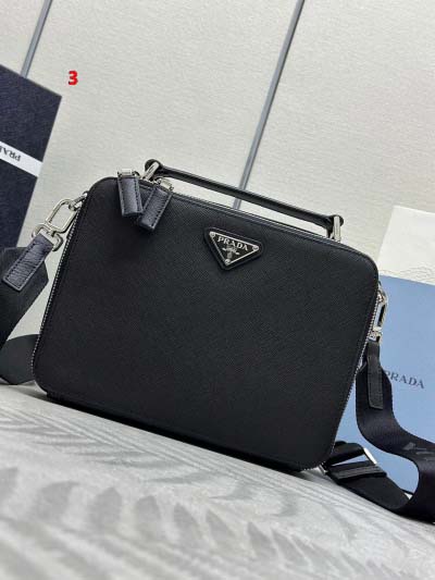 2025年早春新品入荷 PRADA  バッグの男性 3工場