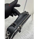 2025年早春新品入荷 PRADA  バッグの男性 3工場