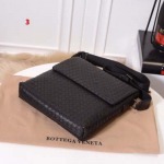 2025年早春新品入荷 Bottega Veneta   バッグの男性 3工場