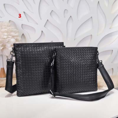 2025年早春新品入荷 Bottega Veneta   バ...