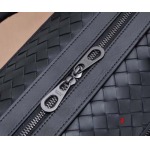 2025年早春新品入荷Bottega Veneta バッグの男性 3工場