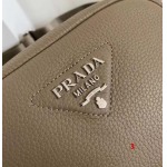 2025年早春新品入荷PRADA   バッグ 3工場