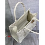 2025年早春高品質新品入荷 ディオール TOTE バッグ XIU工場