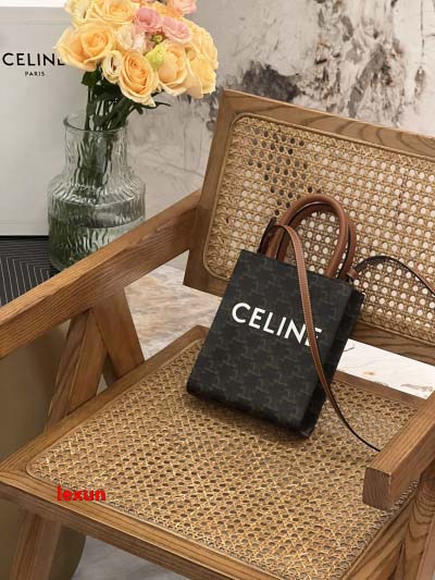 2025年早春原版復刻 新品入荷 CELINE 本革 バッグ...