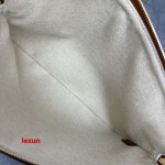 2025年早春原版復刻 新品入荷 CELINE 本革 バッグ xiu工場