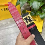 2025年早春新品入荷 FENDI 本革 ベルト LANG工場