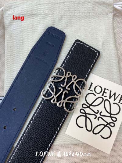 2025年早春新品入荷  LOEWE 本革 ベルト LANG...