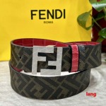 2025年早春新品入荷 FENDI 本革 ベルト LANG工場