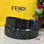 2025年早春新品入荷 FENDI 本革 ベルト LANG工場