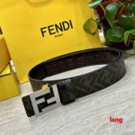 2025年早春新品入荷 FENDI 本革 ベルト LANG工場