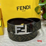 2025年早春新品入荷 FENDI 本革 ベルト LANG工場