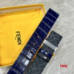 2025年早春新品入荷 FENDI 本革 ベルト LANG工場