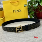 2025年早春新品入荷 FENDI 本革 ベルト LANG工場