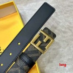 2025年早春新品入荷 FENDI 本革 ベルト LANG工場