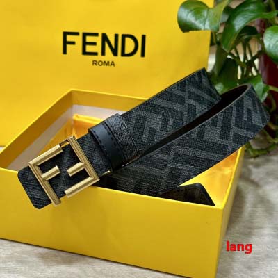 2025年早春新品入荷 FENDI 本革 ベルト LANG工...