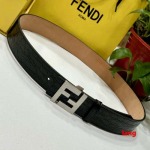 2025年早春新品入荷 FENDI 本革 ベルト LANG工場