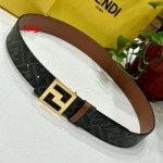 2025年早春新品入荷 FENDI  本革 ベルト LANG工場