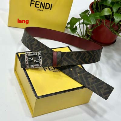 2025年早春新品入荷 FENDI  本革 ベルト LANG工場