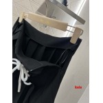 2025年早春高級N品新品 PRADA スカート KL工場