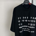 2025年1月15日春夏高品質新品入荷 MM6 Maison Margiela 半袖 Tシャツ A.I工場