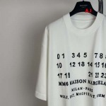 2025年1月15日春夏高品質新品入荷 MM6 Maison Margiela  半袖 Tシャツ A.I工場