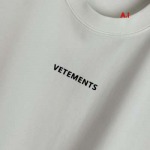 2025年1月15日春夏高品質新品入荷VETEMENTS 半袖 Tシャツ A.I工場