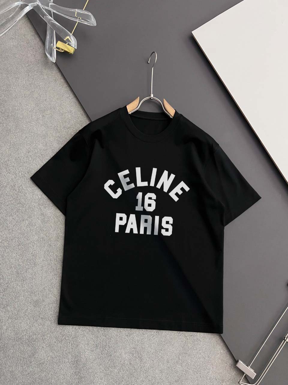 2025年1月17日春夏新品入荷CELINE半袖 Tシャツ ...