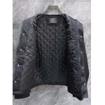 2025年1月21日早春新品入荷 PRADA 綿入れの服ジャケットアウター 118工場