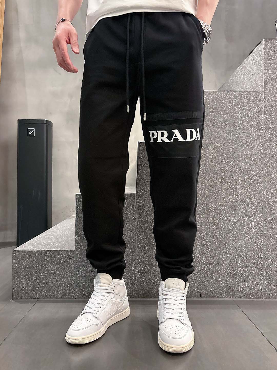 2025年1月21日早春高品質新品入荷 PRADA スポーツ...