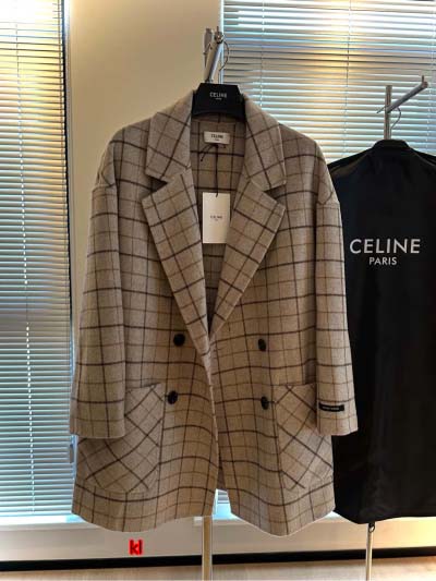 Celine 24新作カシミヤスーツです