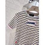 Chanel 2025の新作に丸首のスリムニットが登場です