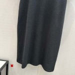 高級コットンTシャツを着ているクオリティ?ロウ?スタイルのペーパーマン