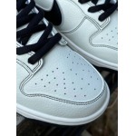 2025年1月27日新品入荷 Nike SB Dunk Low ×Undefeatedスニーカー/ランニングシューズ/カジュアルシューズ