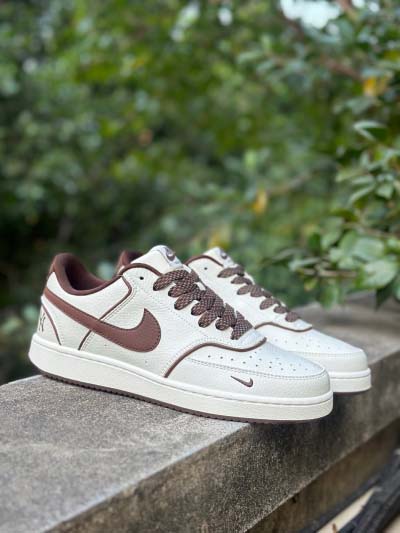 2025年1月27日新品入荷 NIKE COURT VISI...